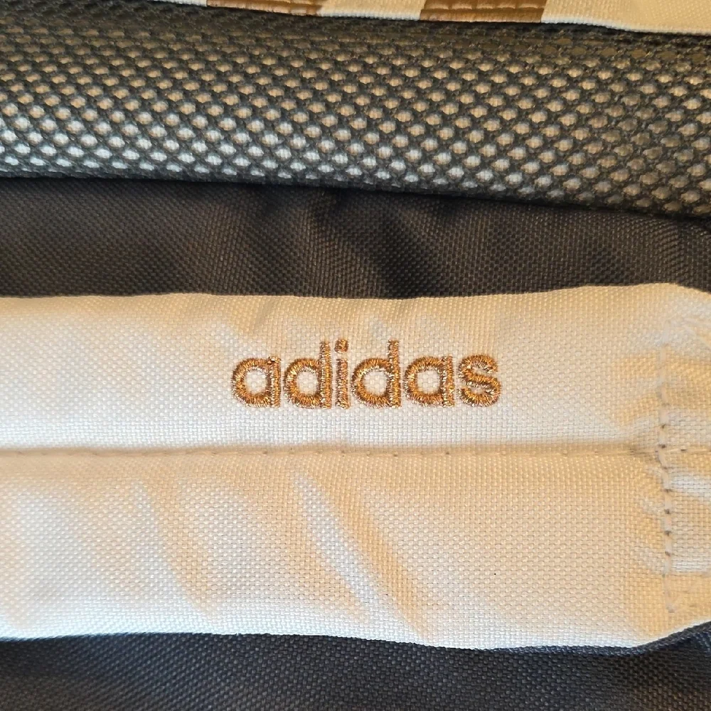 NWT Adidas Classic 3S 4 Backpack - Picture 6 of 10